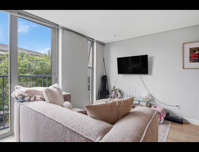 1 BEDROOM APARTMENT FOR SALE IN CLAREMONT UPPER